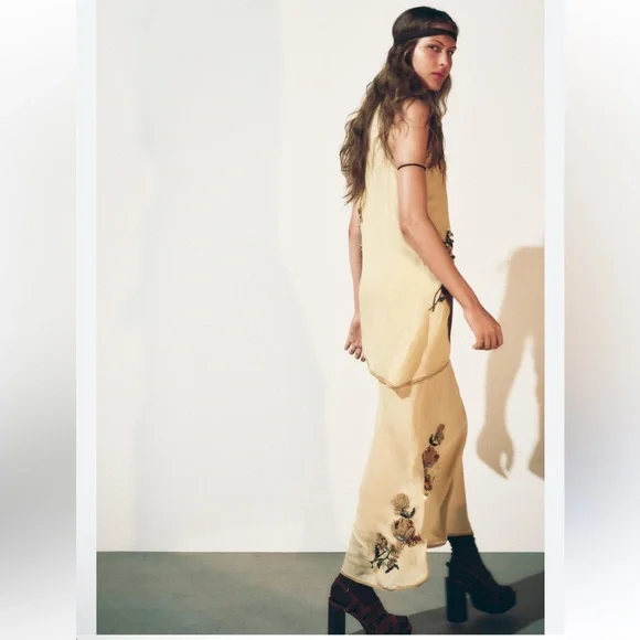 ZARA EMBROIDERED FLOWER TOP DRESS ZW COLLECTION